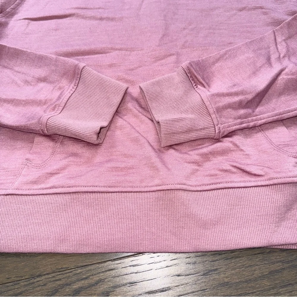 ICEBREAKER 
Merino Crush II Long Sleeve Hoodie - Women's Pink Crystal Sz Lg EUC - Picture 12 of 16